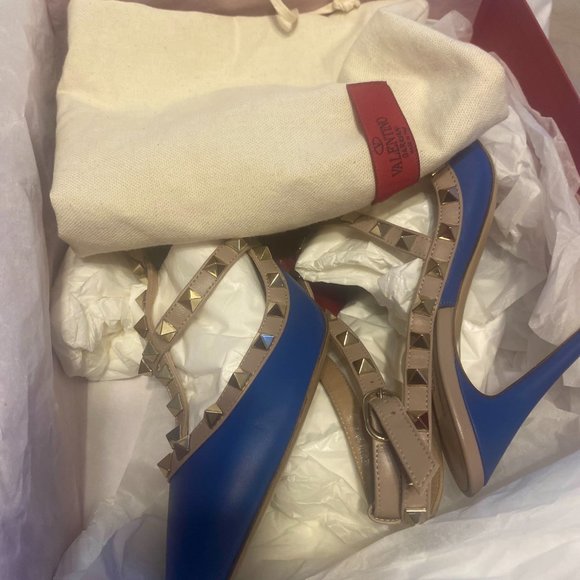 Blue 7 1/2  Valentino    pump - Picture 8 of 9